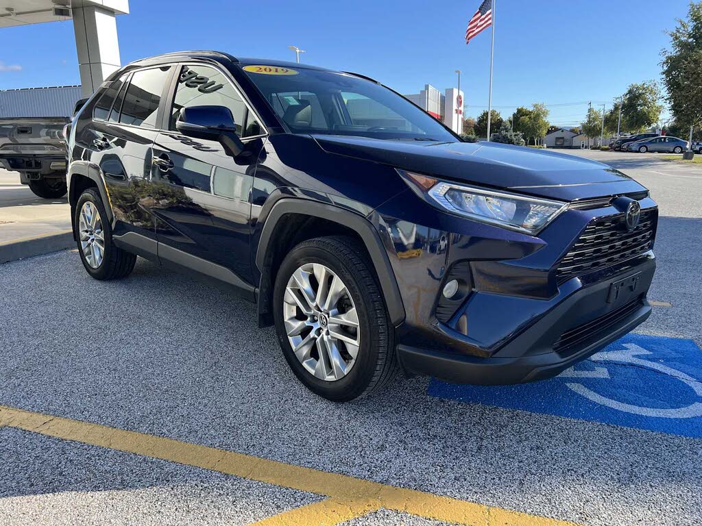 2019 Toyota RAV4 XLE Premium AWD