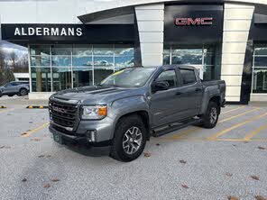 GMC Canyon AT4 Crew Cab 4WD with Leather