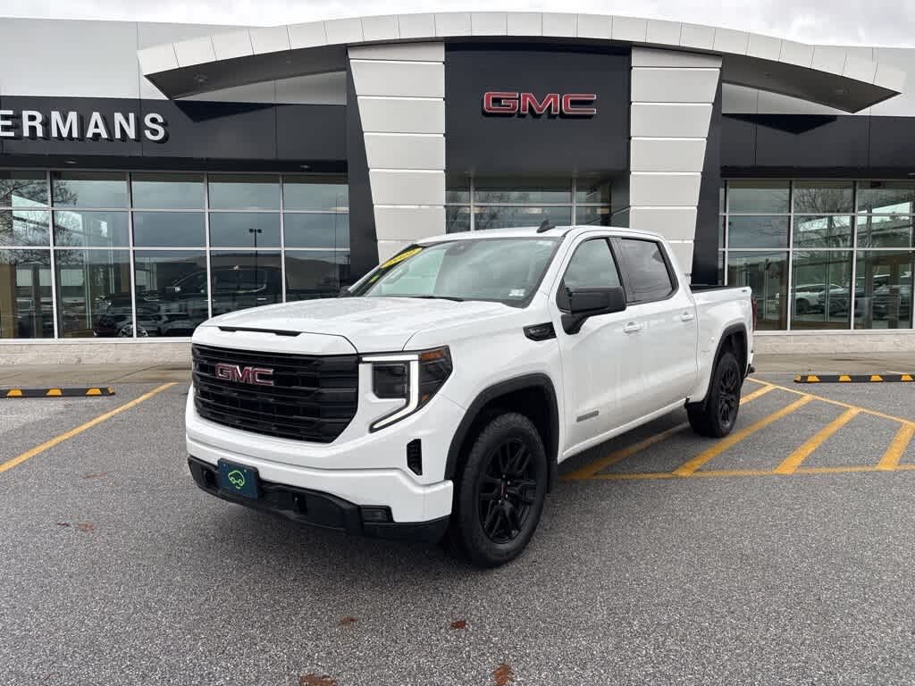 2022 GMC Sierra 1500 Elevation Crew Cab 4WD