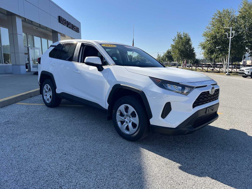 2022 Toyota RAV4 LE AWD