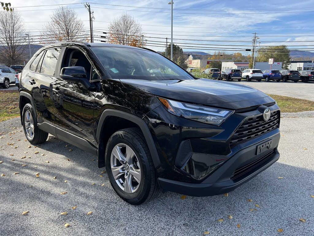 2022 Toyota RAV4 XLE AWD