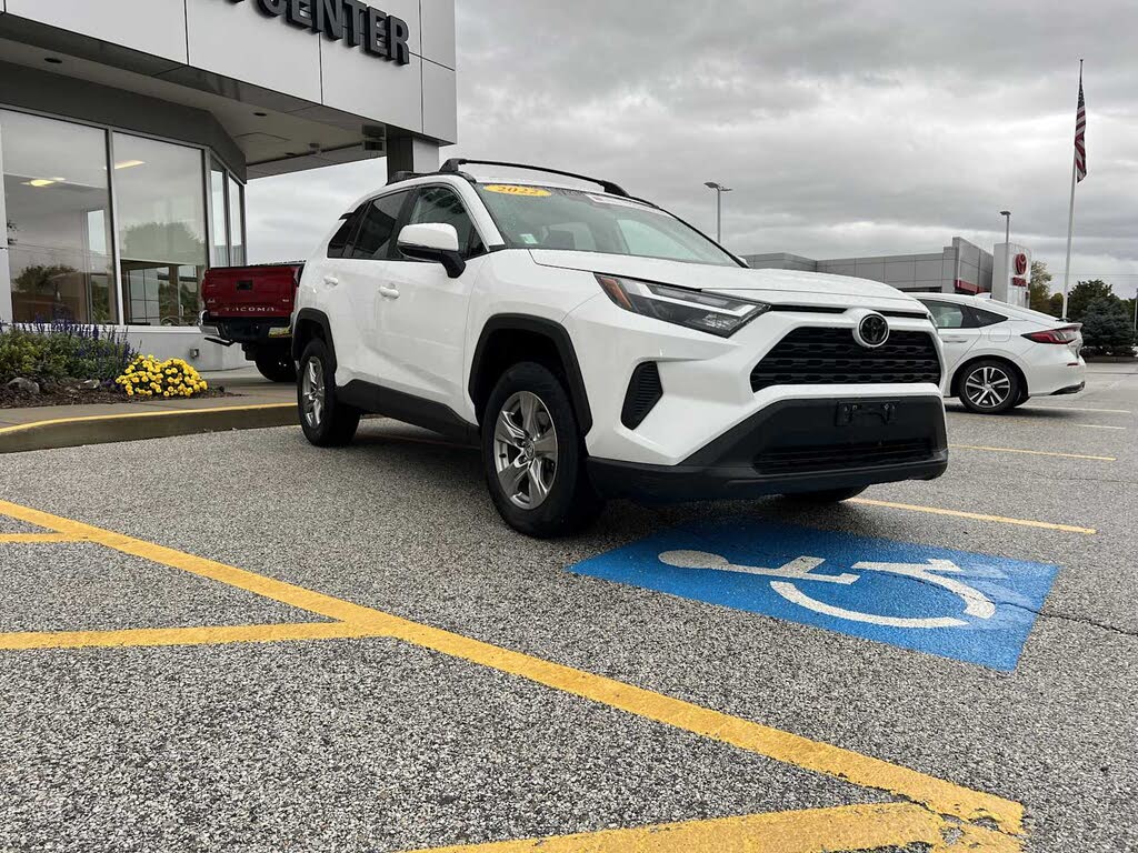 2022 Toyota RAV4 XLE AWD