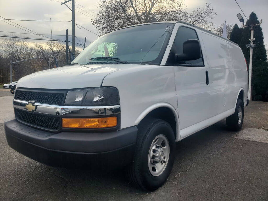 2023 Chevrolet Express Cargo 2500 RWD