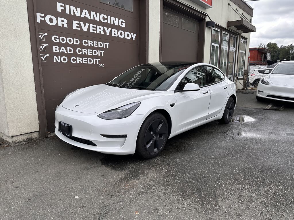 2022 Tesla Model 3 RWD