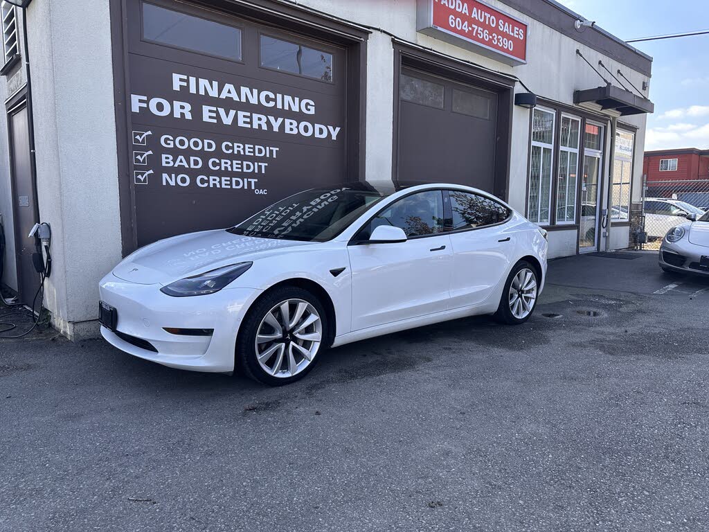 2022 Tesla Model 3 Long Range AWD