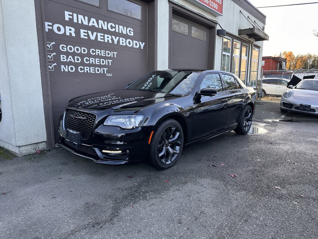 2023 Chrysler 300 S V6 RWD