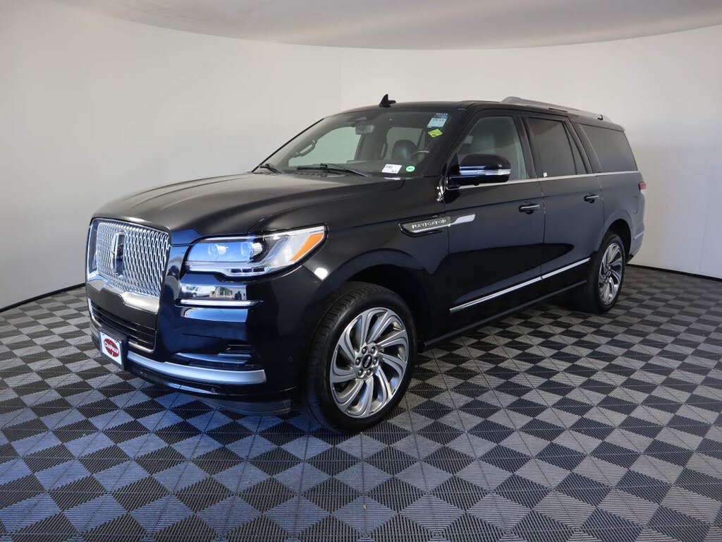 2023 Lincoln Navigator L Reserve RWD