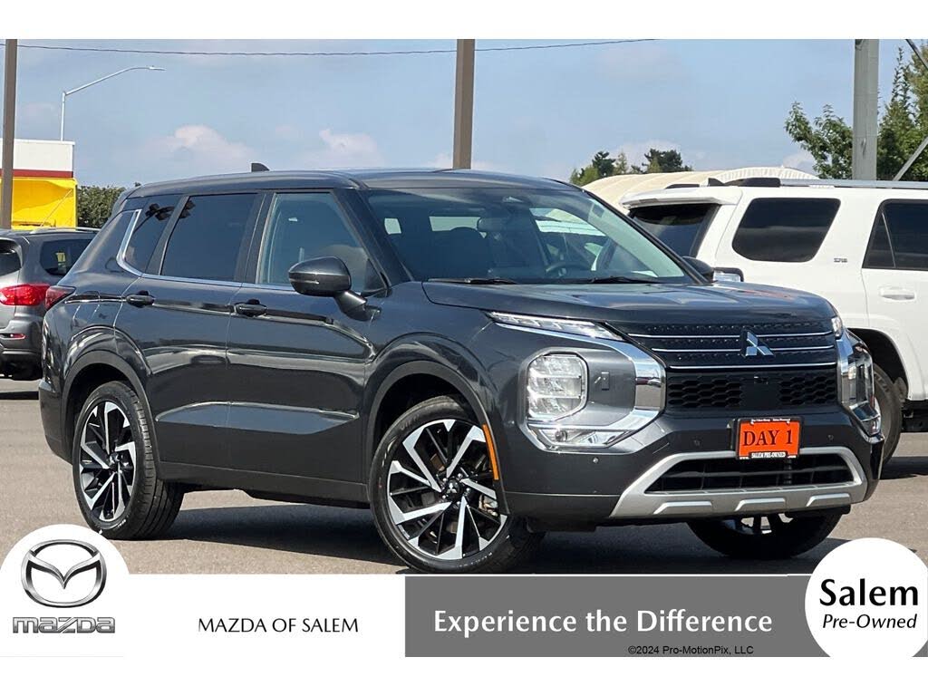 2024 Mitsubishi Outlander SE Black Edition S-AWC