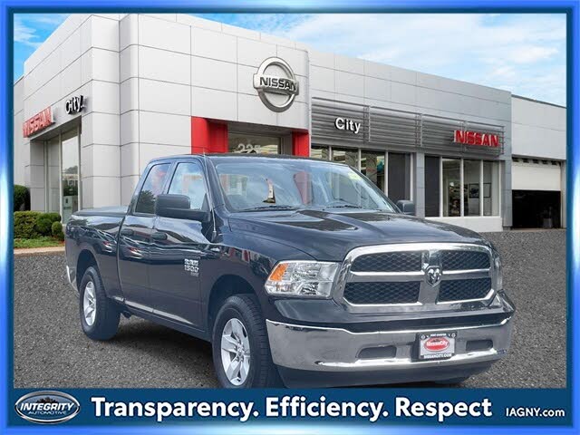 2024 RAM 1500 Classic SLT Quad Cab 4WD