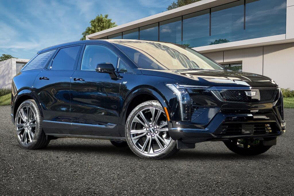 2026 Cadillac OPTIQ Premium Sport AWD