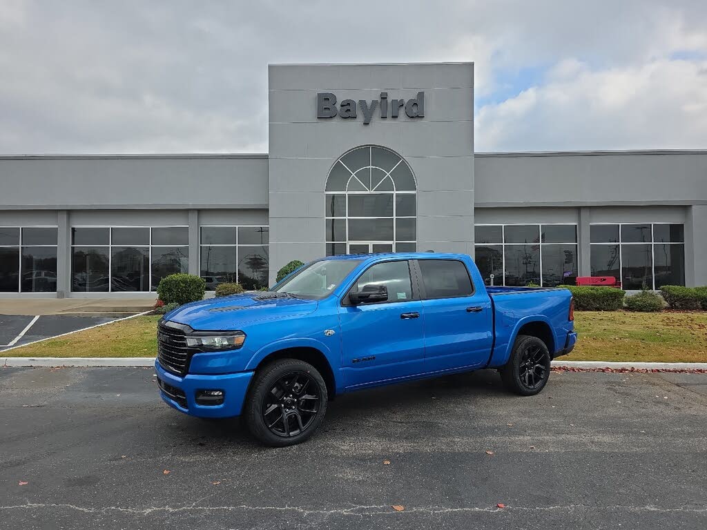2026 RAM 1500 Laramie Crew Cab 4WD