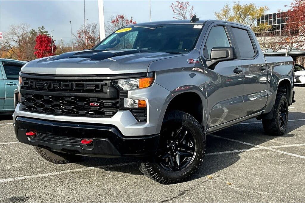 2023 Chevrolet Silverado 1500 Custom Trail Boss Crew Cab 4WD