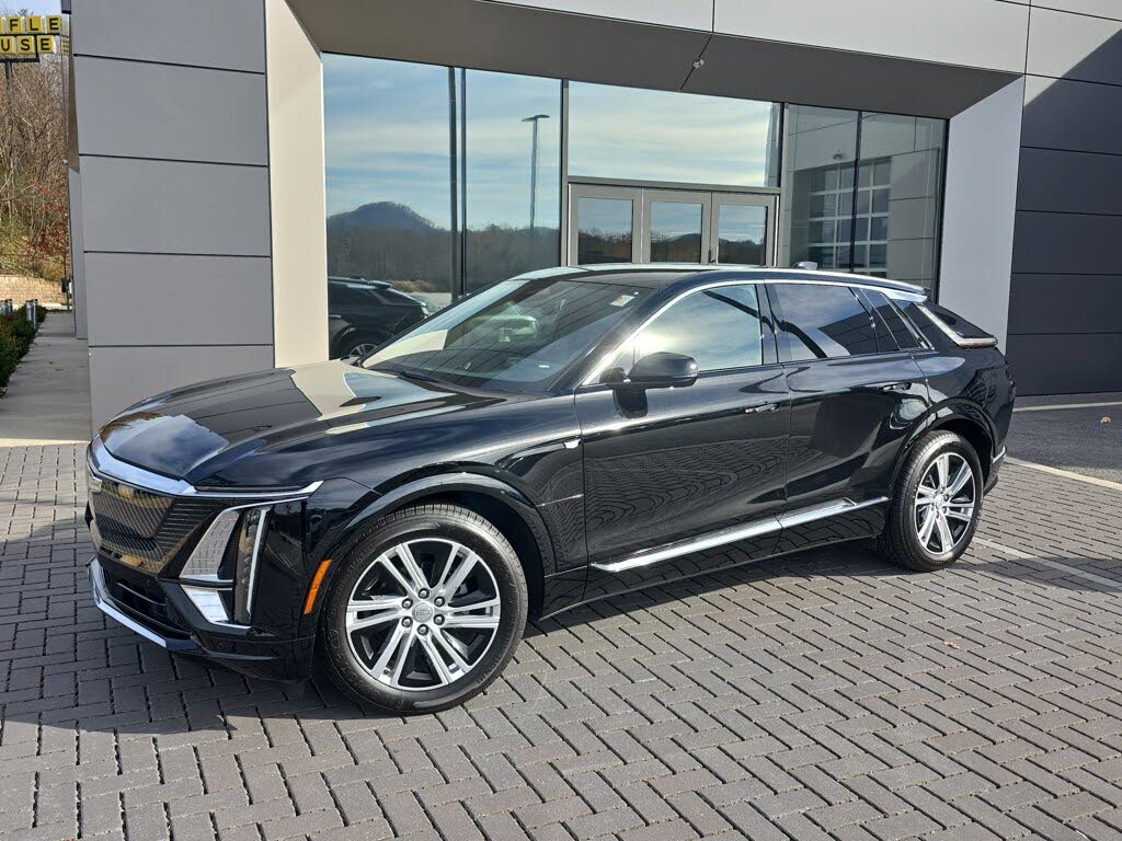 2024 Cadillac LYRIQ Tech AWD