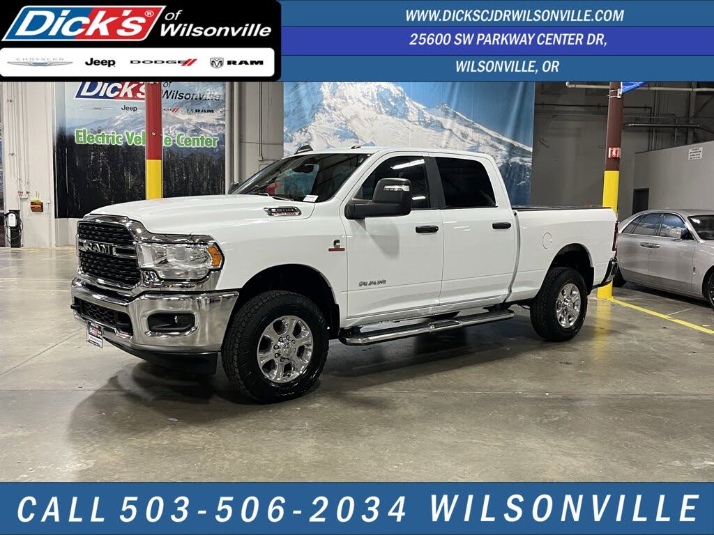 2024 RAM 2500 Big Horn Crew Cab 4WD