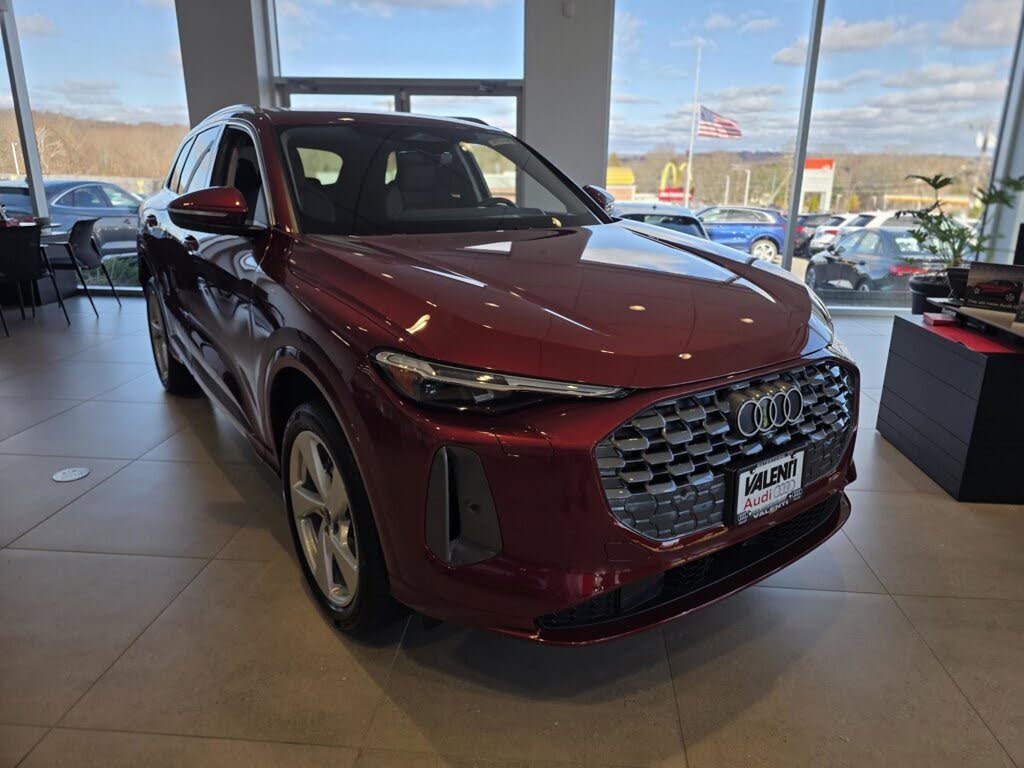 2025 Audi Q5 quattro Premium Plus 40 TFSI