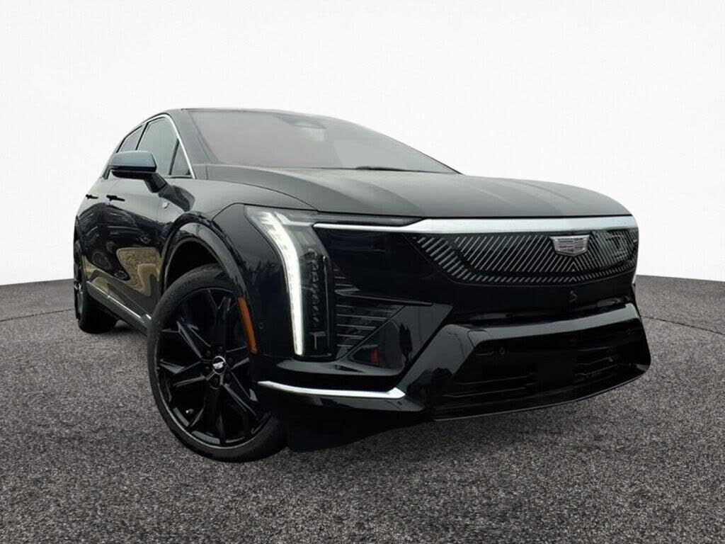 2025 Cadillac OPTIQ Luxury 1 AWD