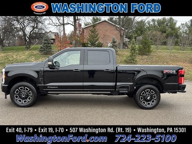 2025 Ford F-250 Super Duty Platinum Crew Cab 4WD