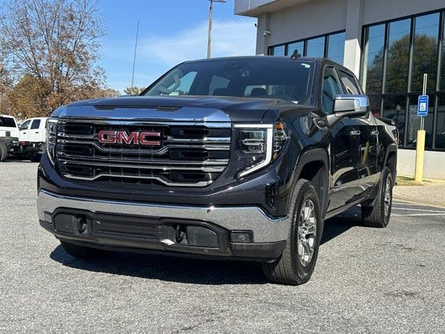 2025 GMC Sierra 1500 SLT Crew Cab 4WD