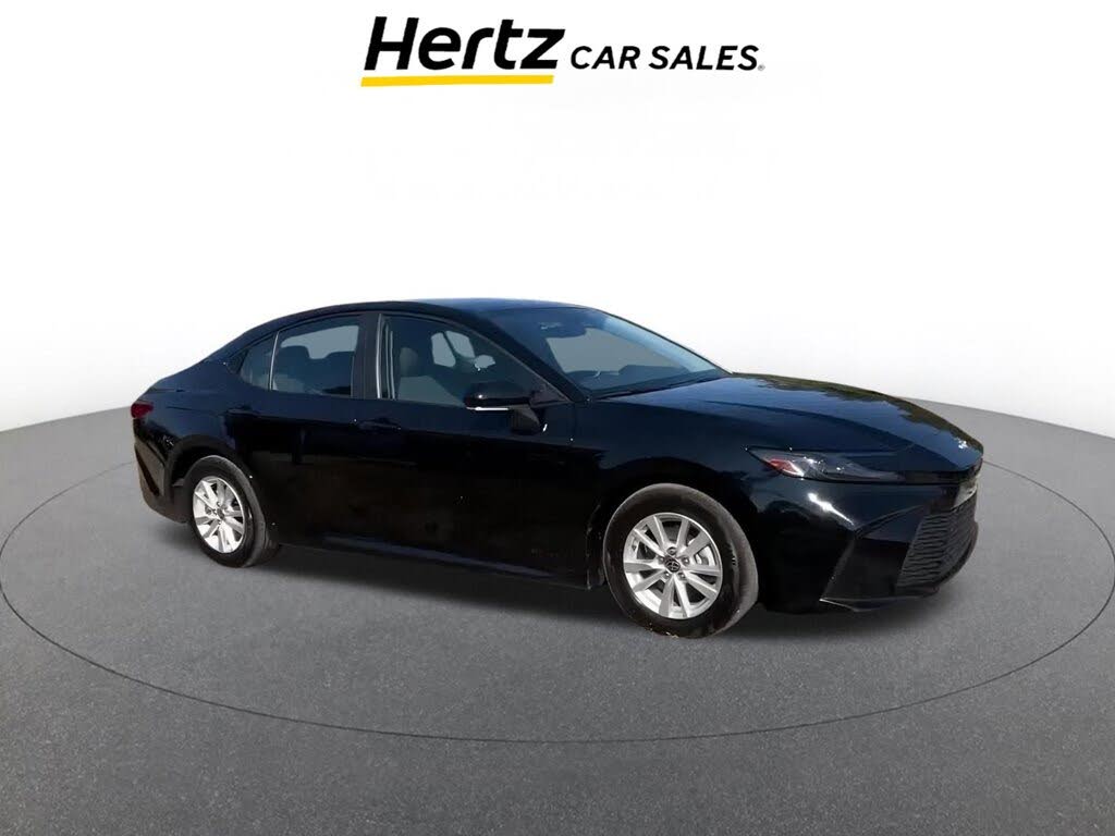 2025 Toyota Camry LE FWD