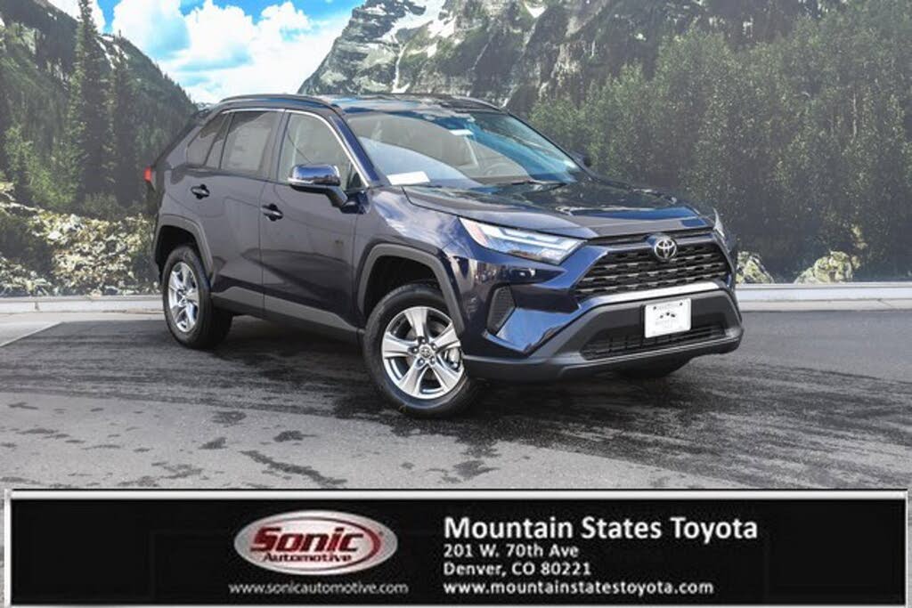 2025 Toyota RAV4 XLE AWD