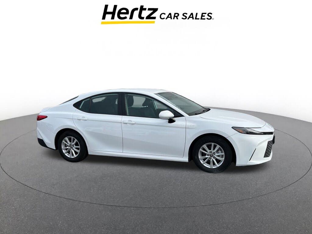 2025 Toyota Camry LE FWD