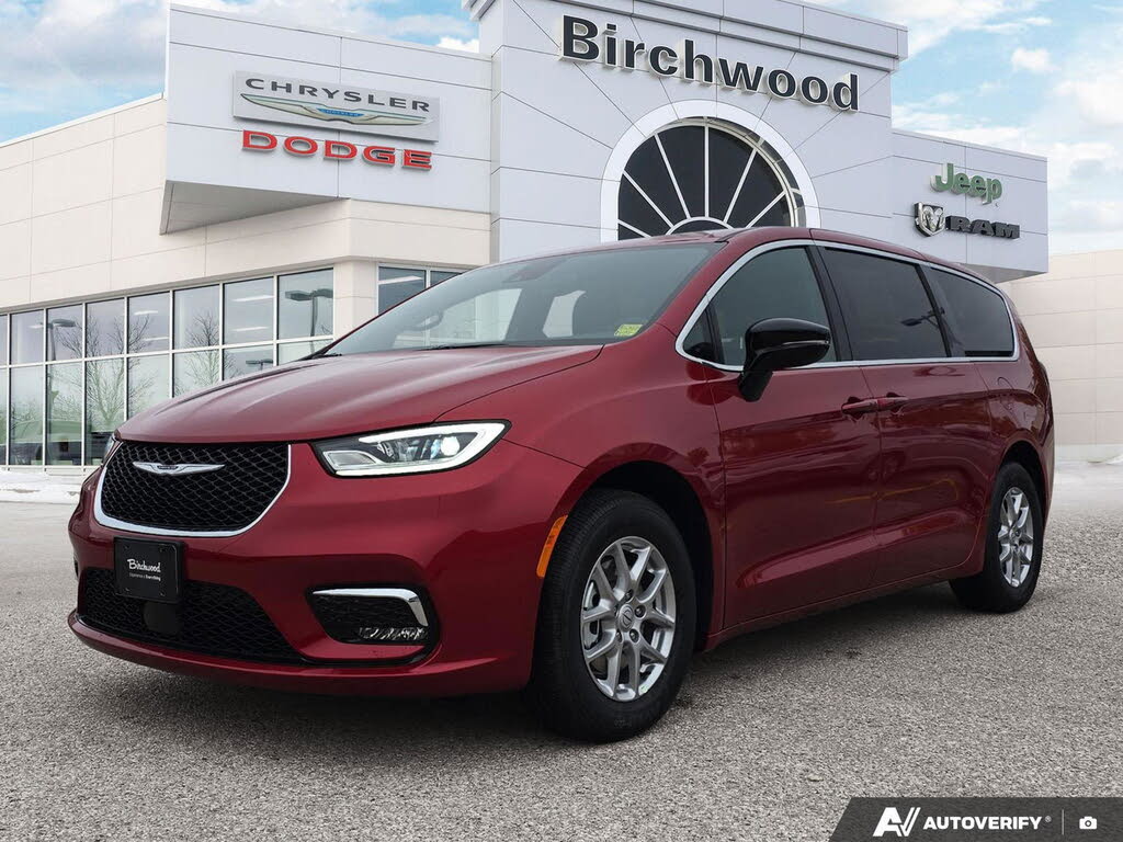 2026 Chrysler Pacifica Select FWD