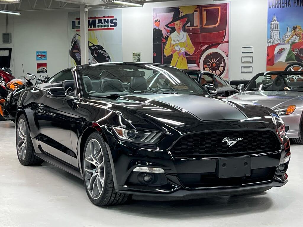 2016 Ford Mustang EcoBoost Premium Convertible RWD