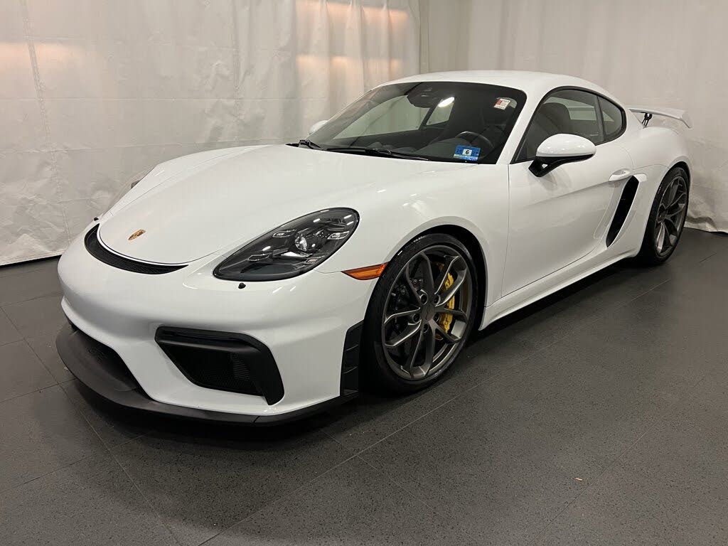 2020 Porsche 718 Cayman GT4 RWD