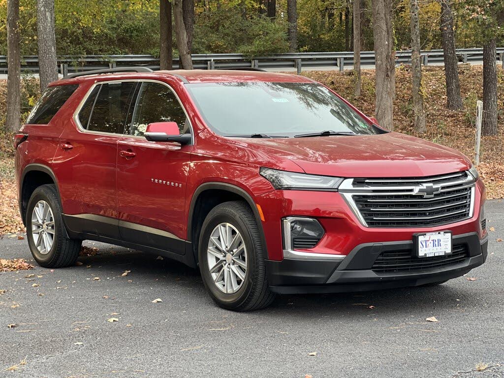 2023 Chevrolet Traverse LT Leather AWD