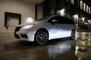 Chrysler Pacifica Touring L FWD