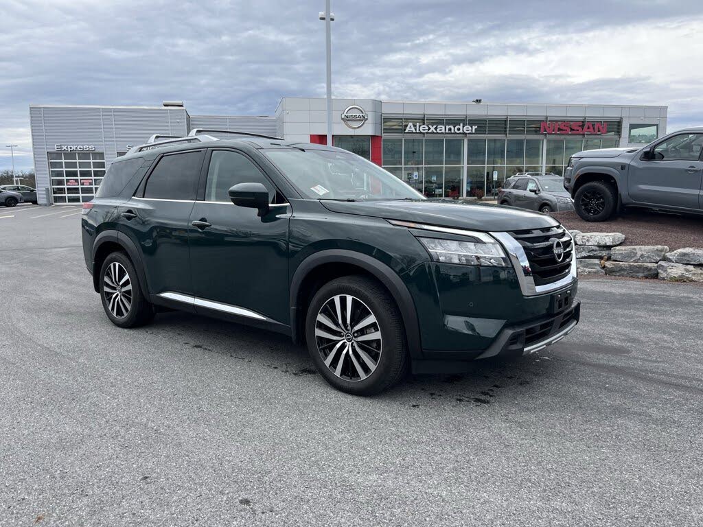 2024 Nissan Pathfinder Platinum 4WD