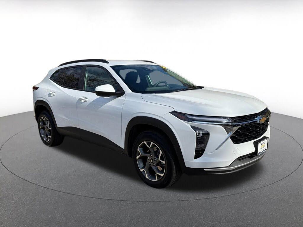 2025 Chevrolet Trax LT FWD