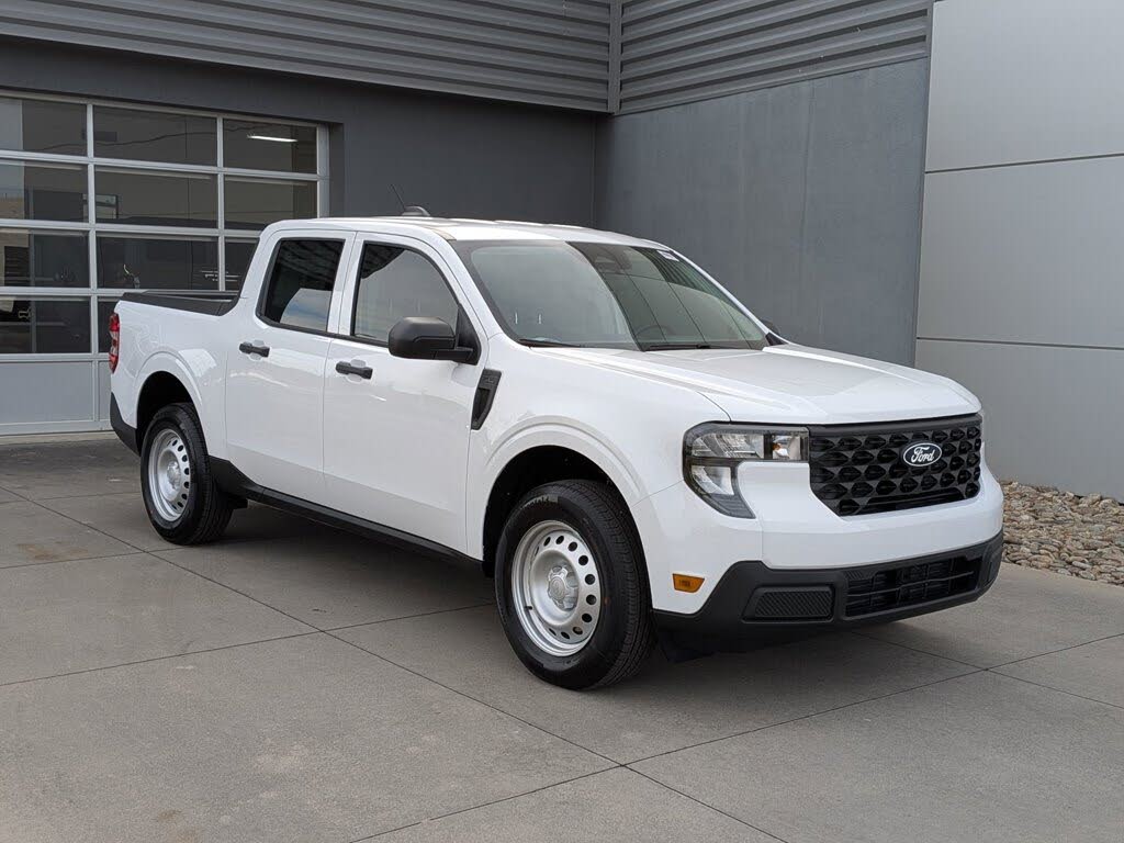 2025 Ford Maverick XL SuperCrew AWD