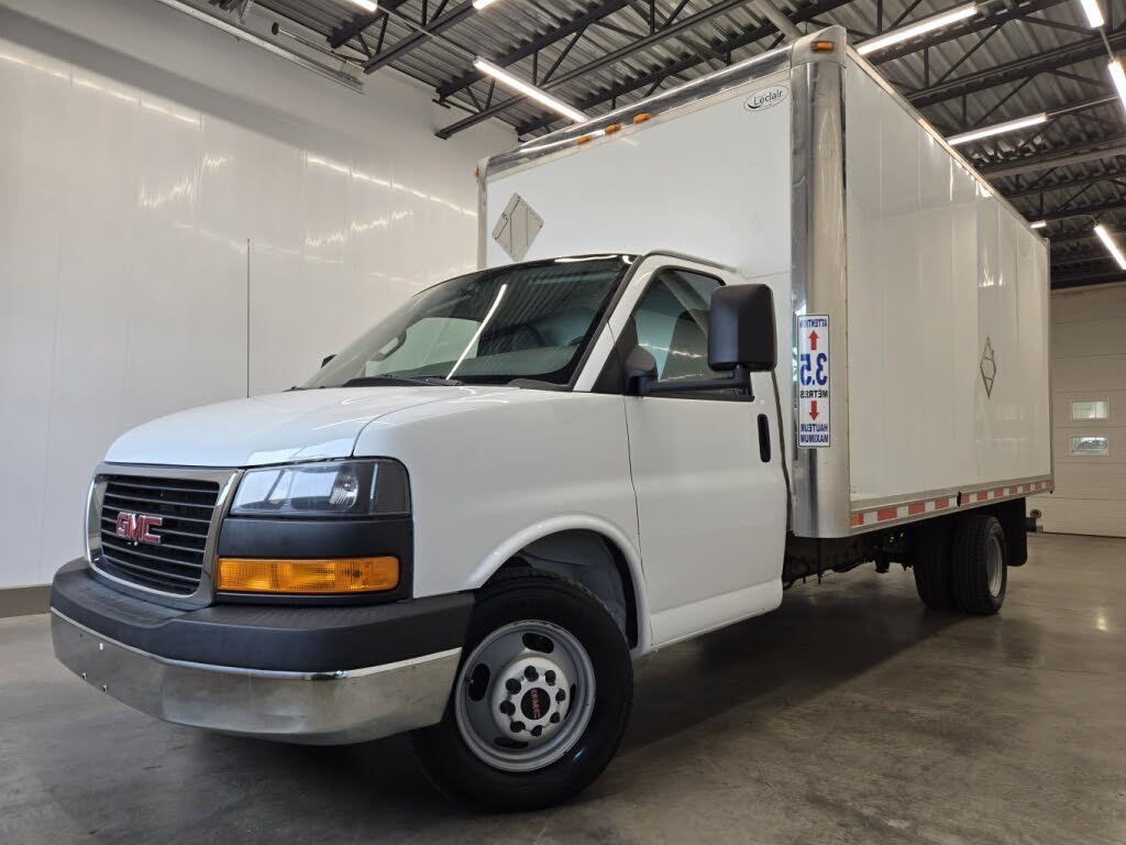 2017 GMC Savana Chassis 3500 177 Cutaway RWD