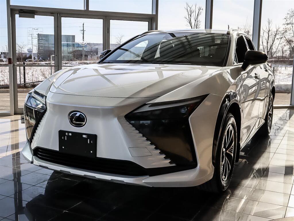 2025 Lexus RZ 450e AWD