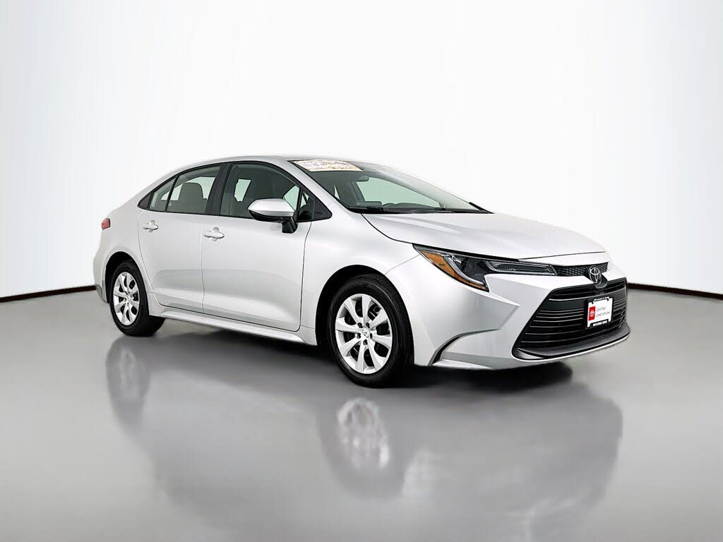 2025 Toyota Corolla LE FWD