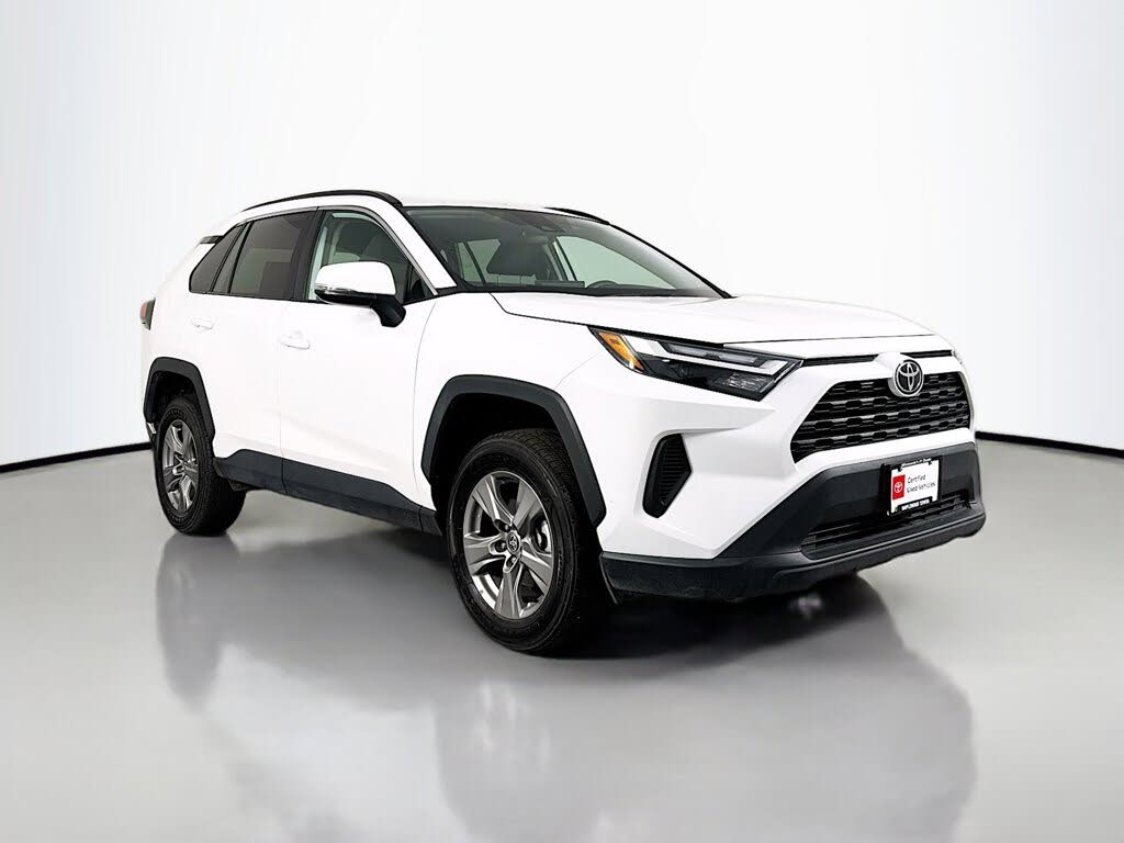 2025 Toyota RAV4 XLE AWD