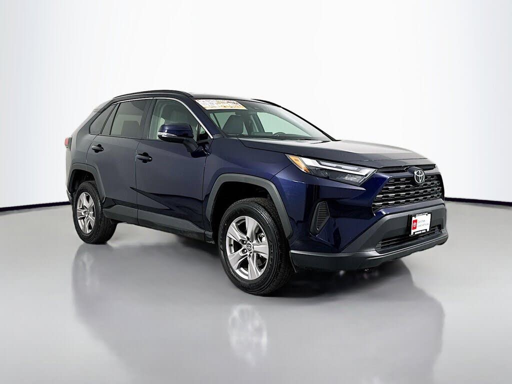 2025 Toyota RAV4 XLE AWD