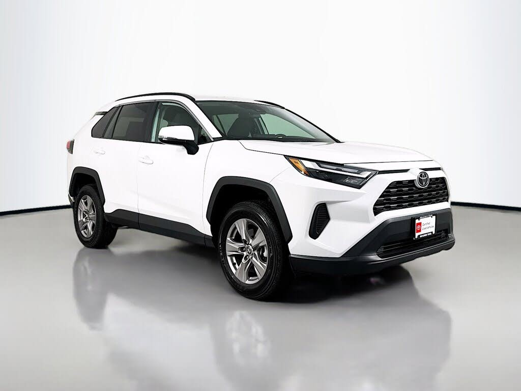 2025 Toyota RAV4 XLE AWD