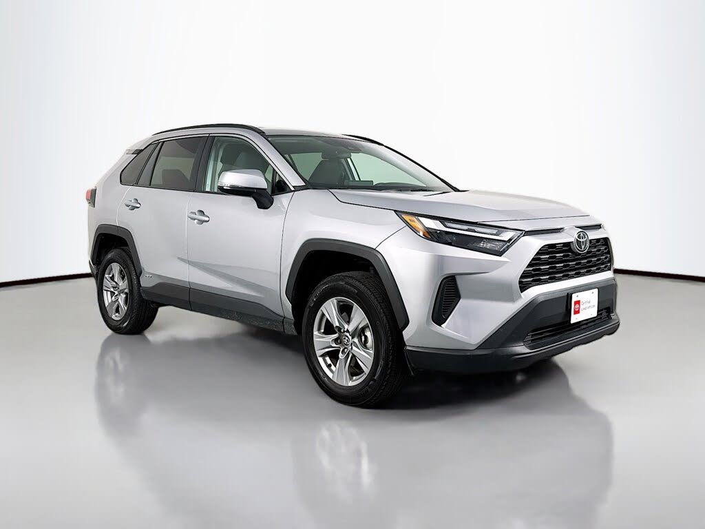 2025 Toyota RAV4 Hybrid XLE AWD