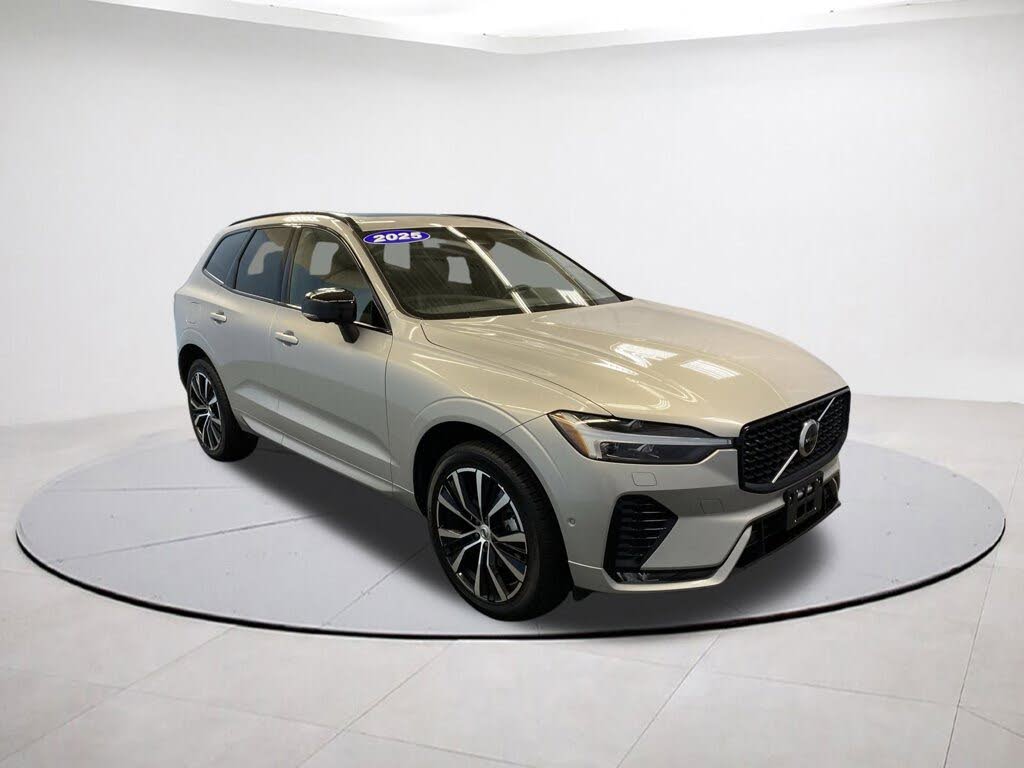2025 Volvo XC60 B5 Plus Dark Theme AWD