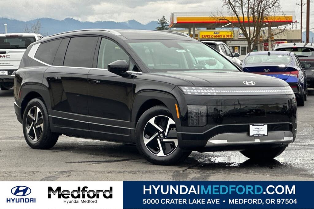 2026 Hyundai Ioniq 9 SE AWD