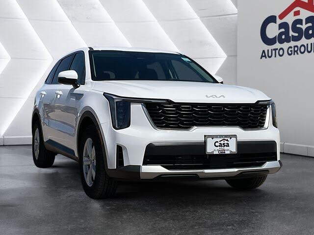 2026 Kia Sorento LX FWD