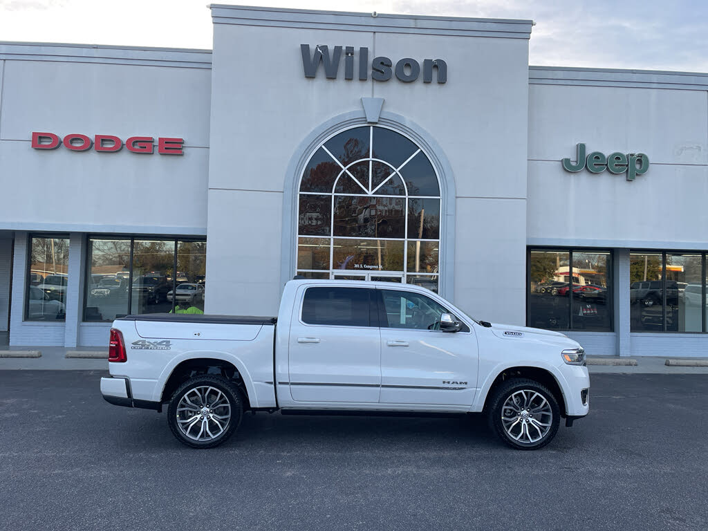 2026 RAM 1500 Tungsten Crew Cab 4WD