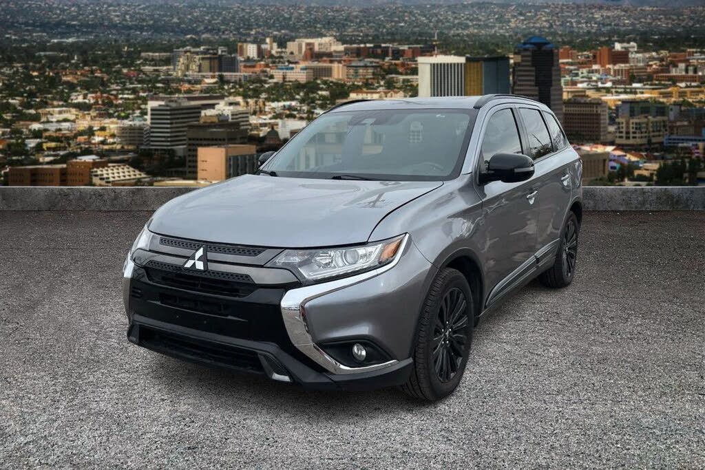 2020 Mitsubishi Outlander SE FWD