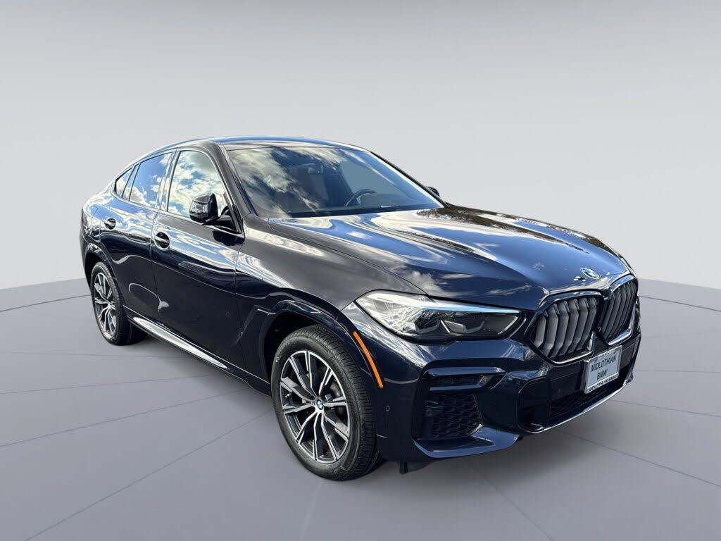 2022 BMW X6 xDrive40i AWD