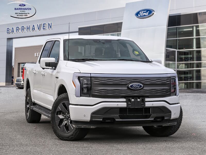 2022 Ford F-150 Lightning Lariat SuperCrew AWD