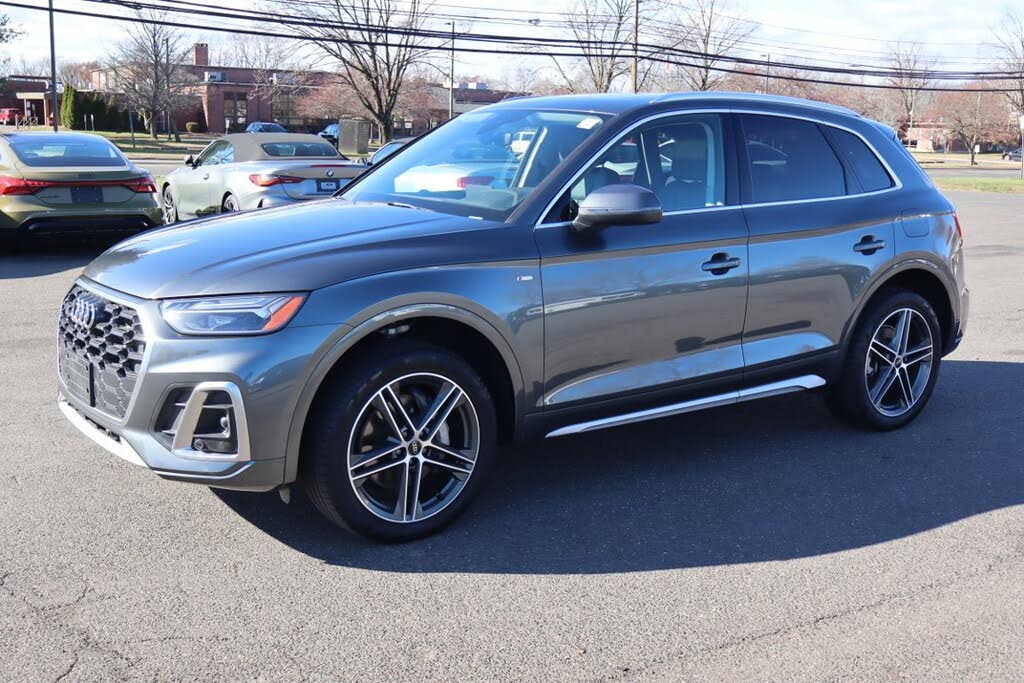 2025 Audi Q5 Hybrid Plug-in e quattro Premium Plus S Line  55 TFSI AWD