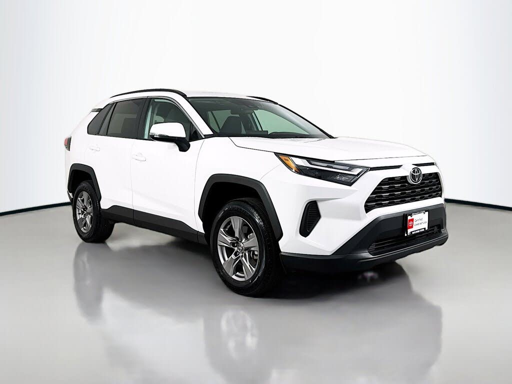 2025 Toyota RAV4 XLE AWD