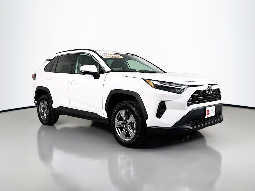 2025 Toyota RAV4 XLE AWD